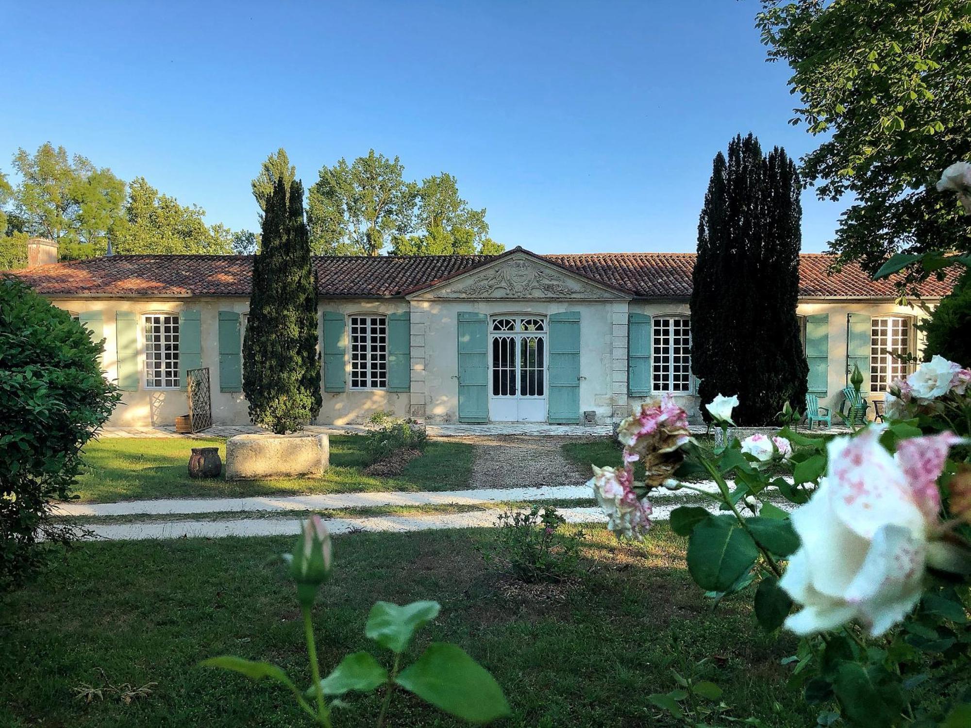 Logis Des Chauvins - Gite Cote Parc Villa Port-dʼEnvaux Eksteriør billede